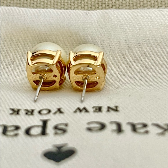 Kate Spade | Pearl Gumdrop Gold Earrings - Picture 2 of 5
